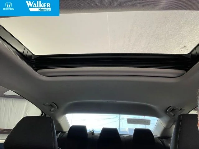Used 2024 White Honda EX image 31