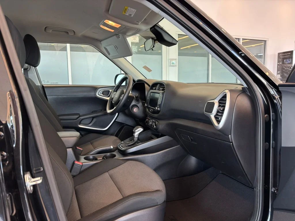 Used 2023 Black Kia LX image 22