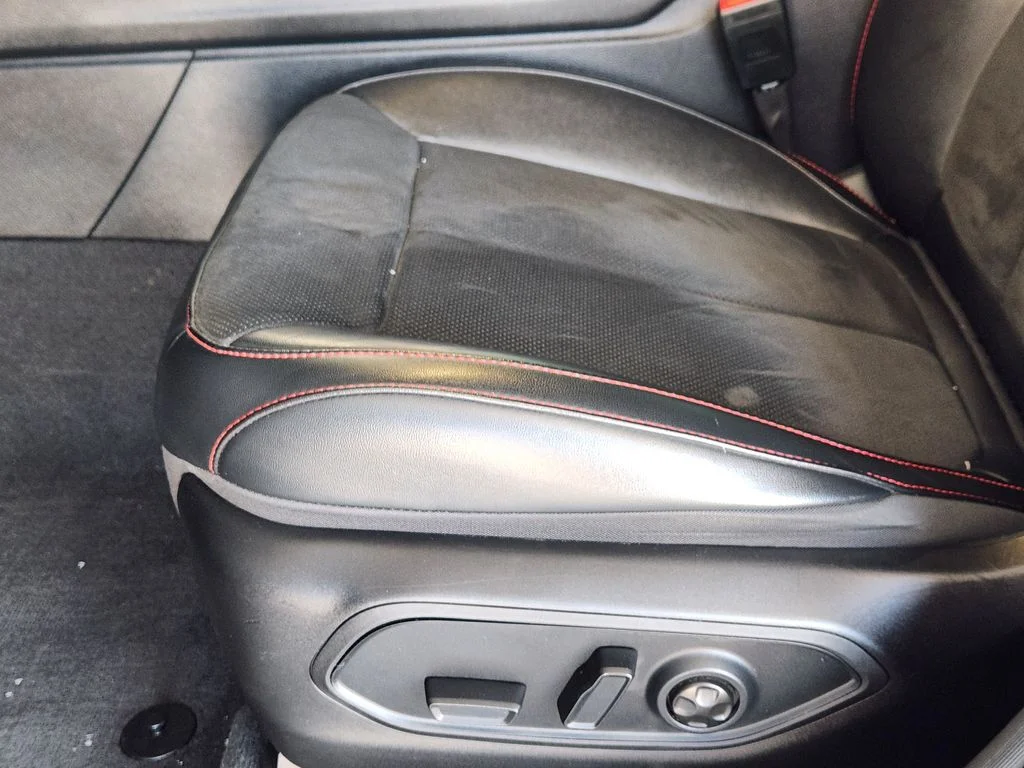 Used 2022 Black Jeep Trailhawk image 25