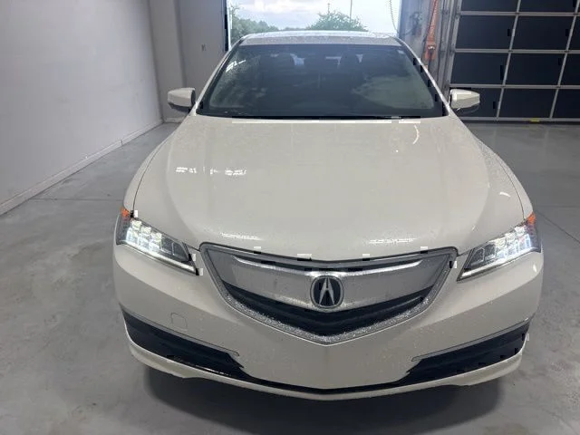 Used 2015 White Acura V6 Tech image 28