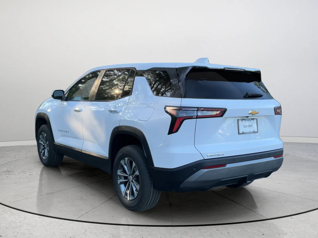 2026 Chevrolet Equinox LT - Photo 7