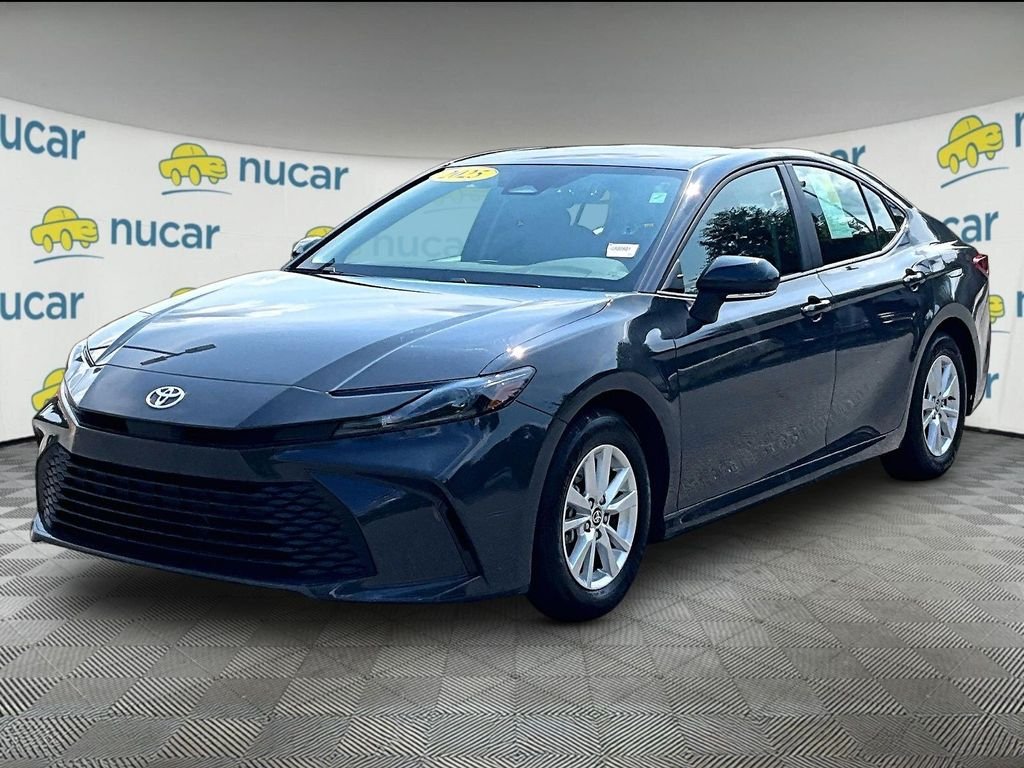 Used 2025  Toyota LE image 3