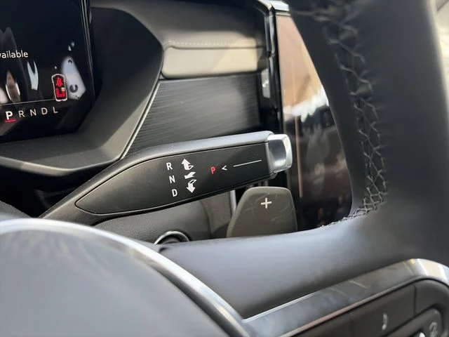 New 2026 White GMC Elevation image 26