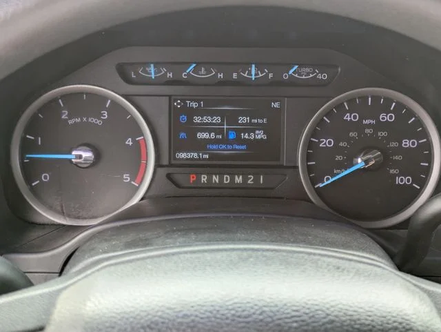 Certified Used 2019 Oxford White Ford XLT image 26