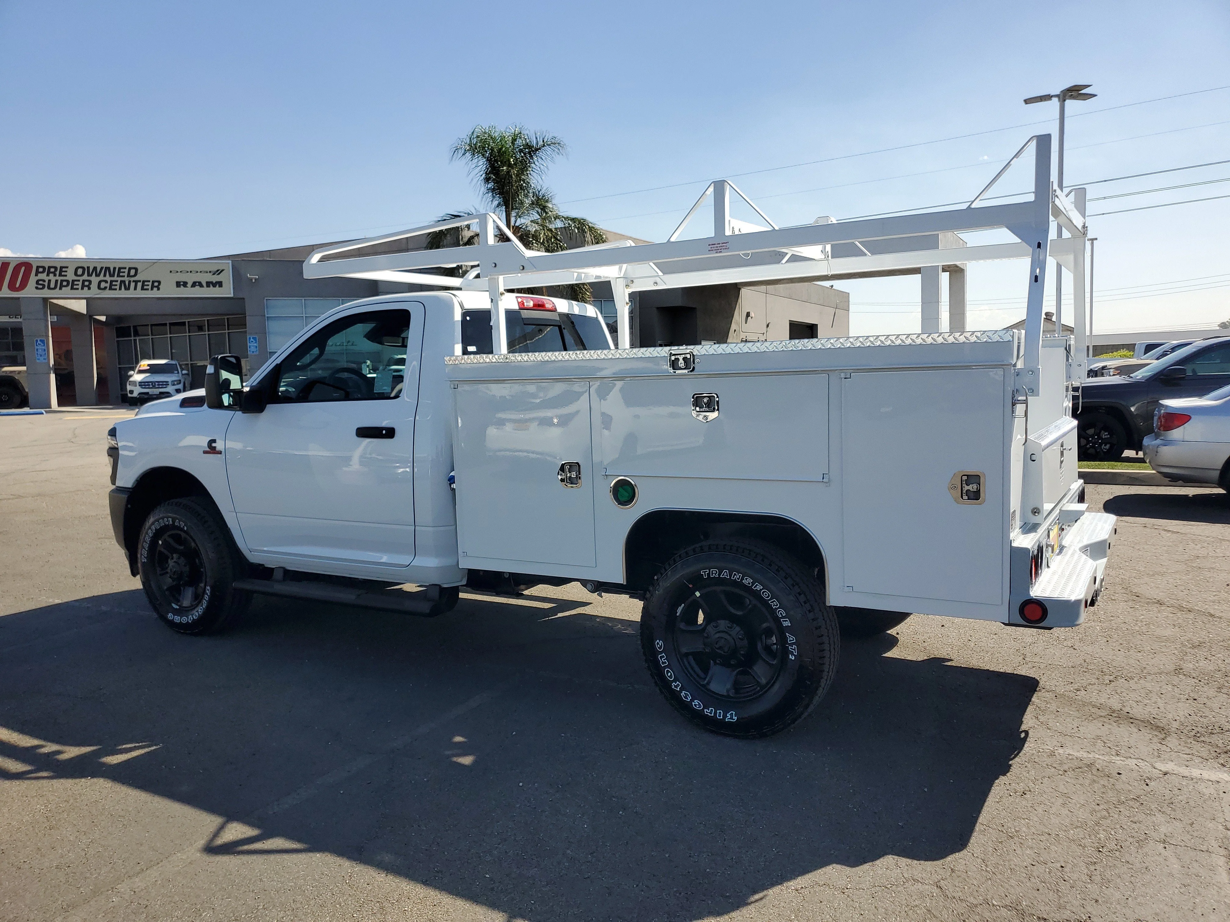 New 2026 Bright White Clear-Coat Exterior Paint RAM Tradesman image 6