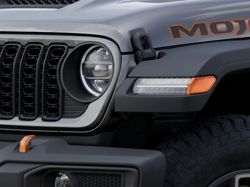 New 2025 Granite Crystal Metallic Clear-Coat Exterior Paint Jeep Mojave image 36