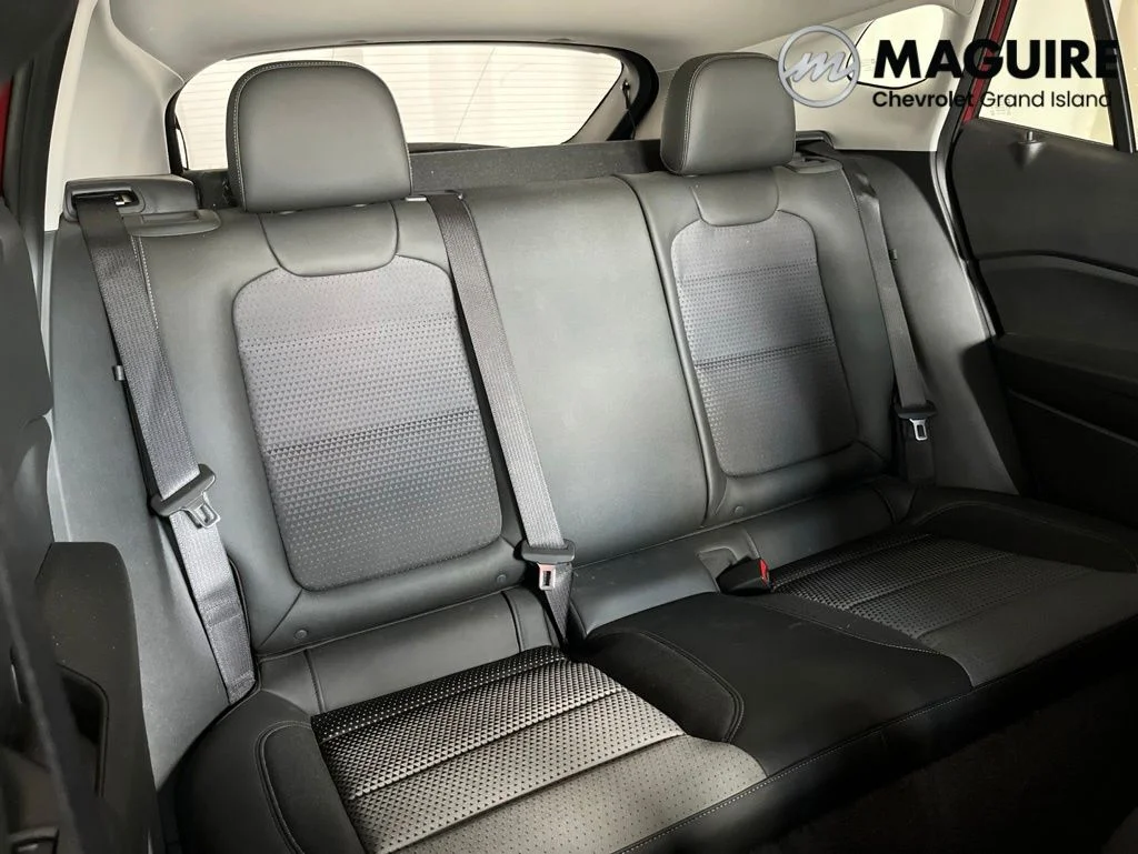 Used 2024 Red Chevrolet LT image 31