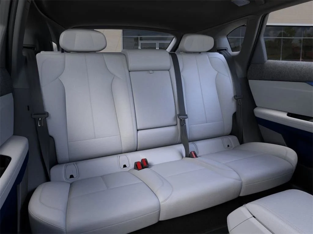2025 Cadillac OPTIQ Luxury 1 - Photo 17