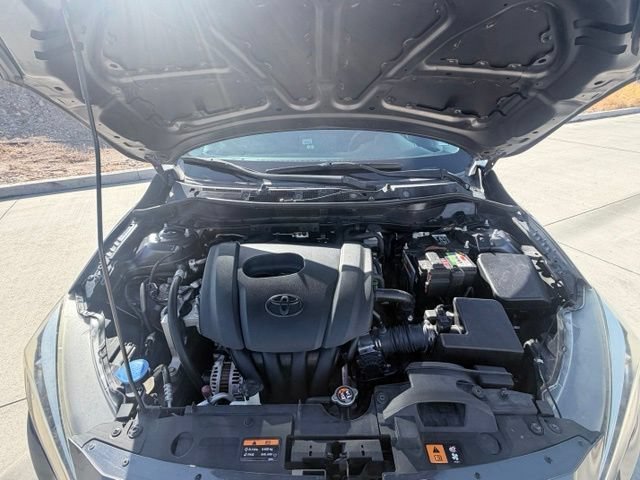 Used 2018 Gray Toyota MID BLUE BLACK image 32