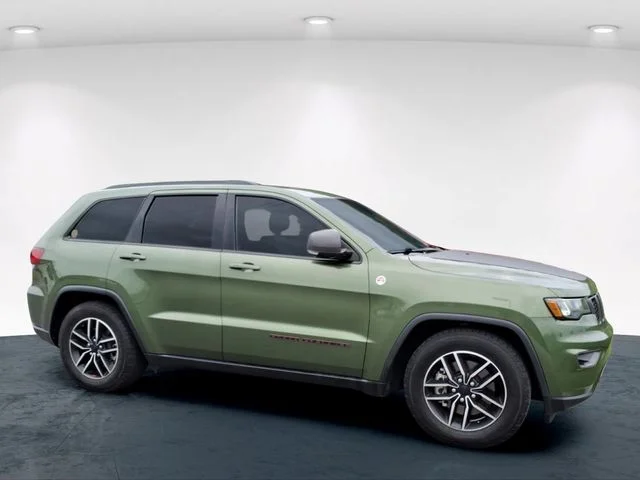 Used 2021 Green Jeep Trailhawk image 8