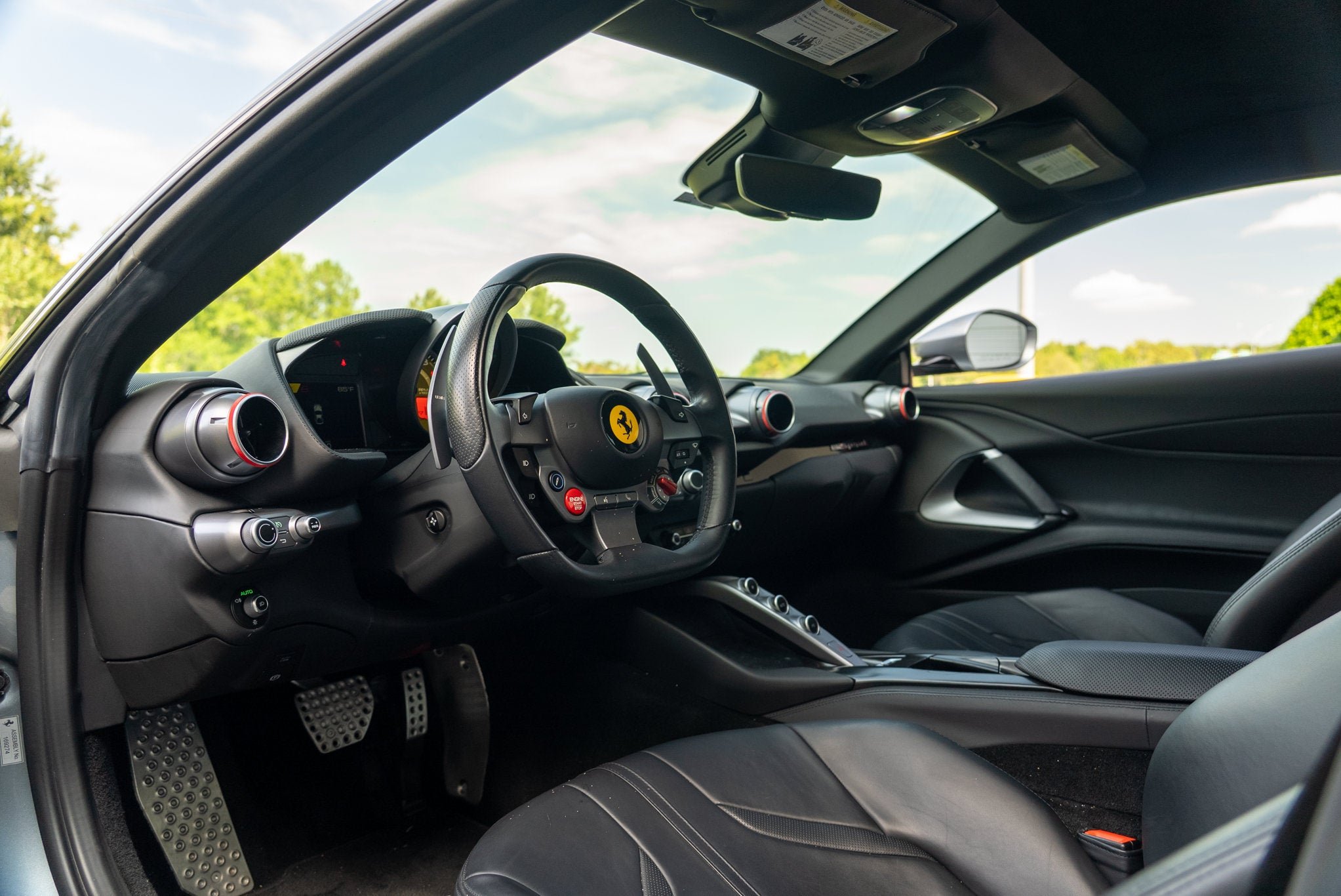 Certified Used 2020 Grigio Titanio Metall Ferrari  image 31