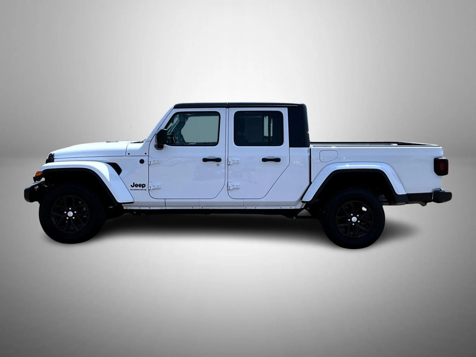 Used 2023 White Jeep Sport S image 8