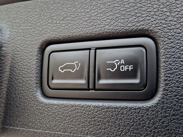 Certified Used 2025 Gray Kia EX X-Line image 33