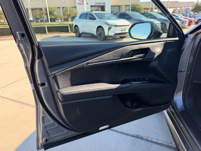 New 2026 Heavy Metal with Midnight Black Metallic roof Toyota XSE image 7