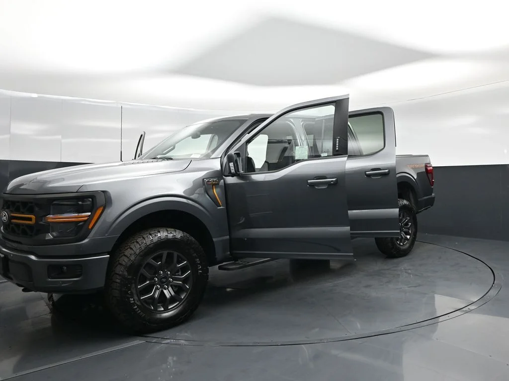 New 2026 Gray Ford Tremor image 30