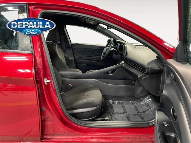 Certified Used 2025 Red Hyundai SEL Sport image 19