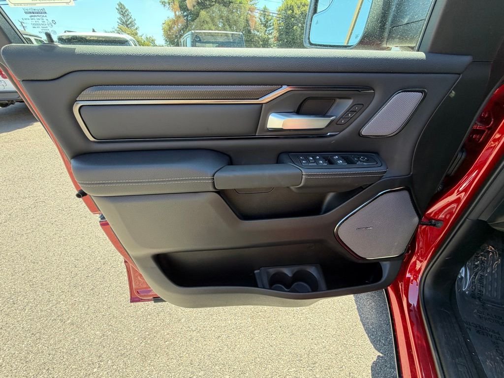 New 2026 Molten Red Pearl-Coat Exterior Paint RAM Rebel image 10