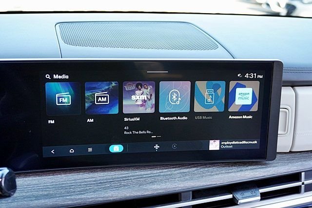 Used 2025 Black Hyundai Calligraphy image 29