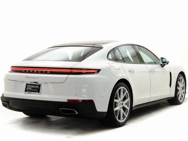 Certified Used 2024  Porsche 4 image 33