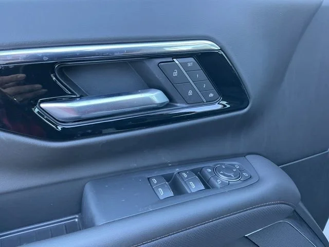 2025 Chevrolet Tahoe High Country - Photo 13
