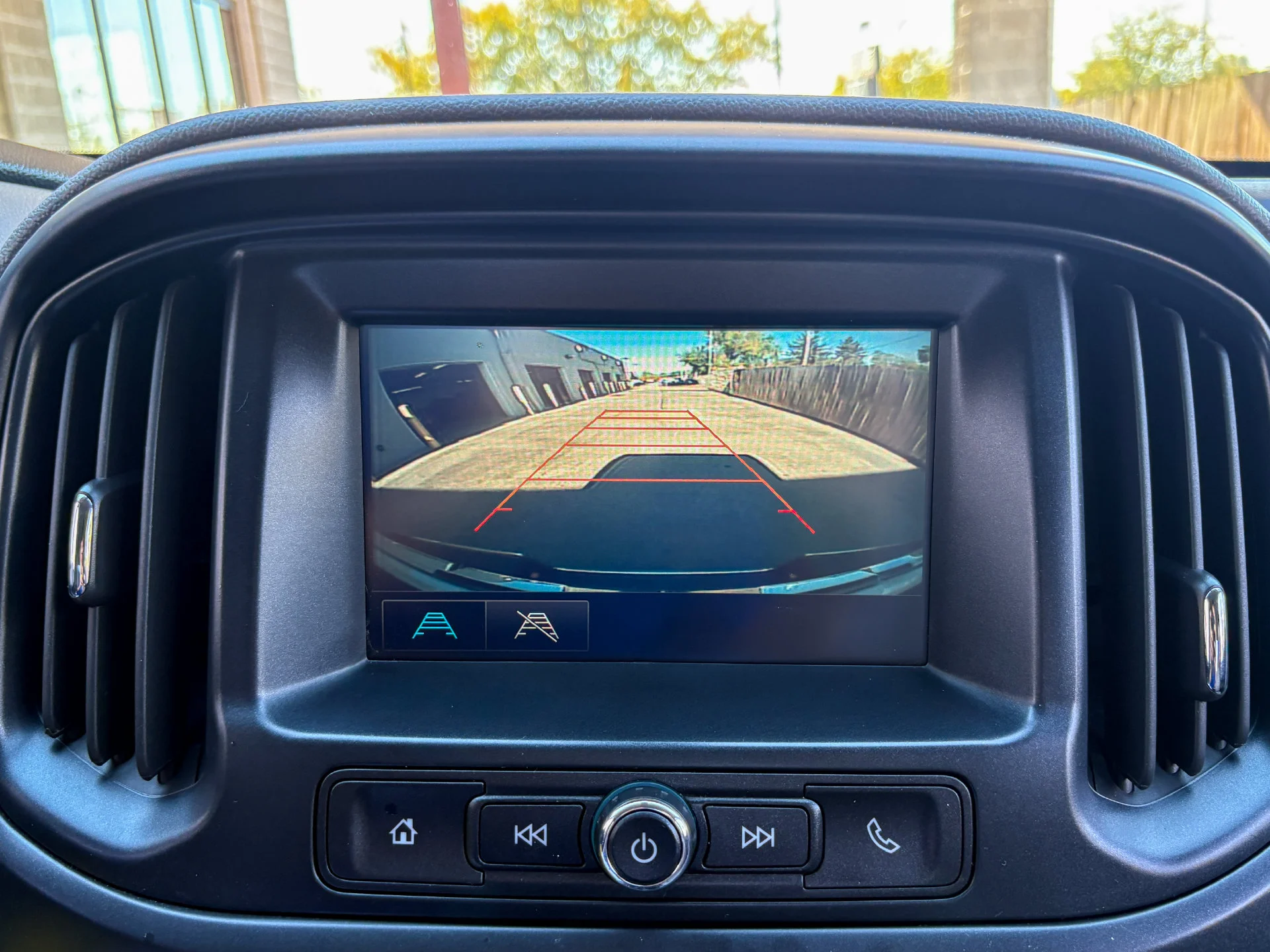 Used 2017 White GMC SLE1 image 16