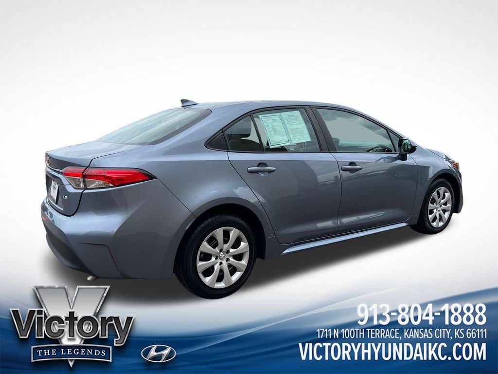 Used 2024  Toyota LE image 5