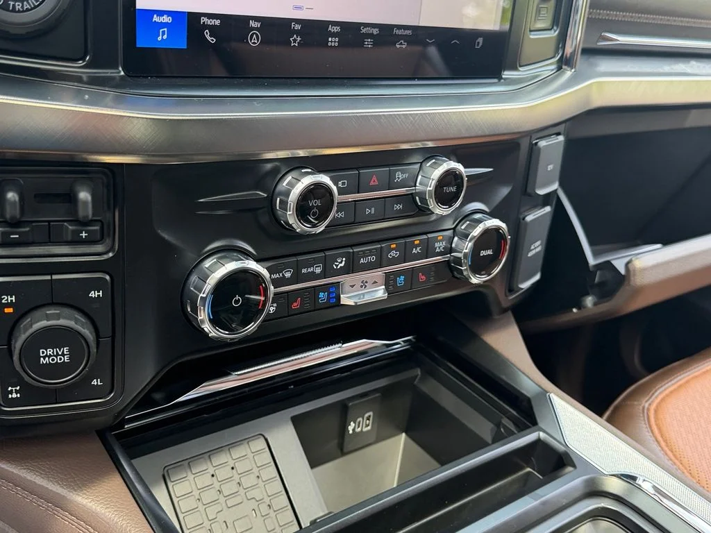 New 2026 Gray Ford King Ranch image 15
