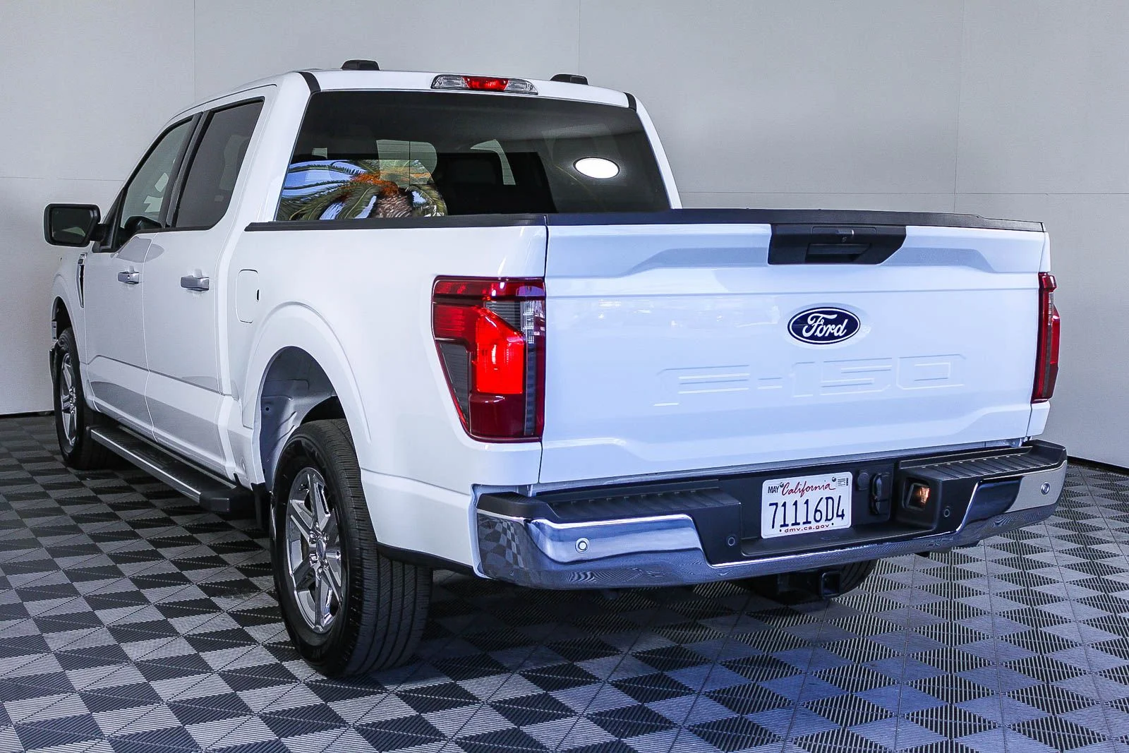 Used 2025 White Ford XLT image 6