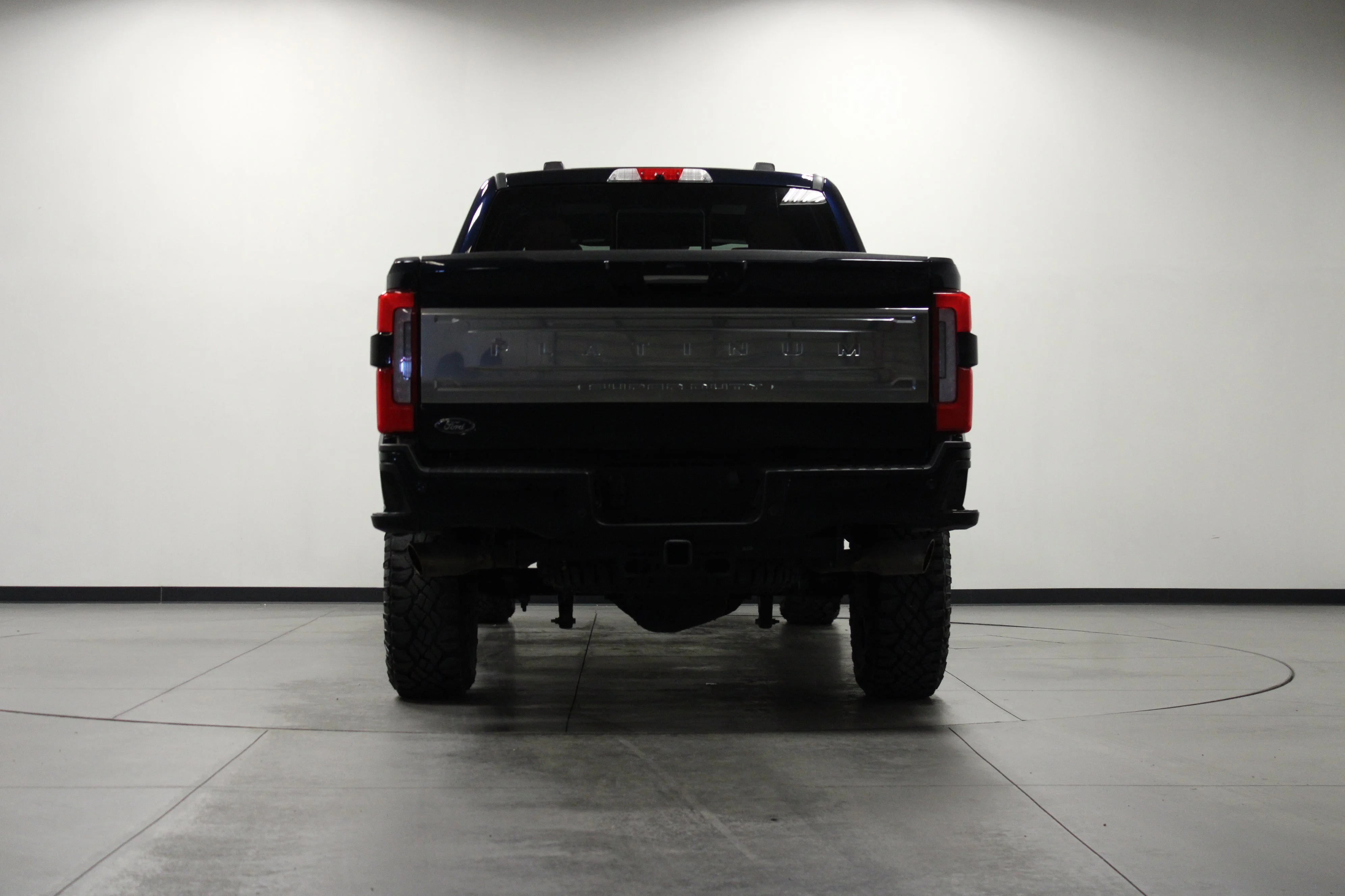 Used 2023 Antimatter Blue Metallic Ford Platinum image 5