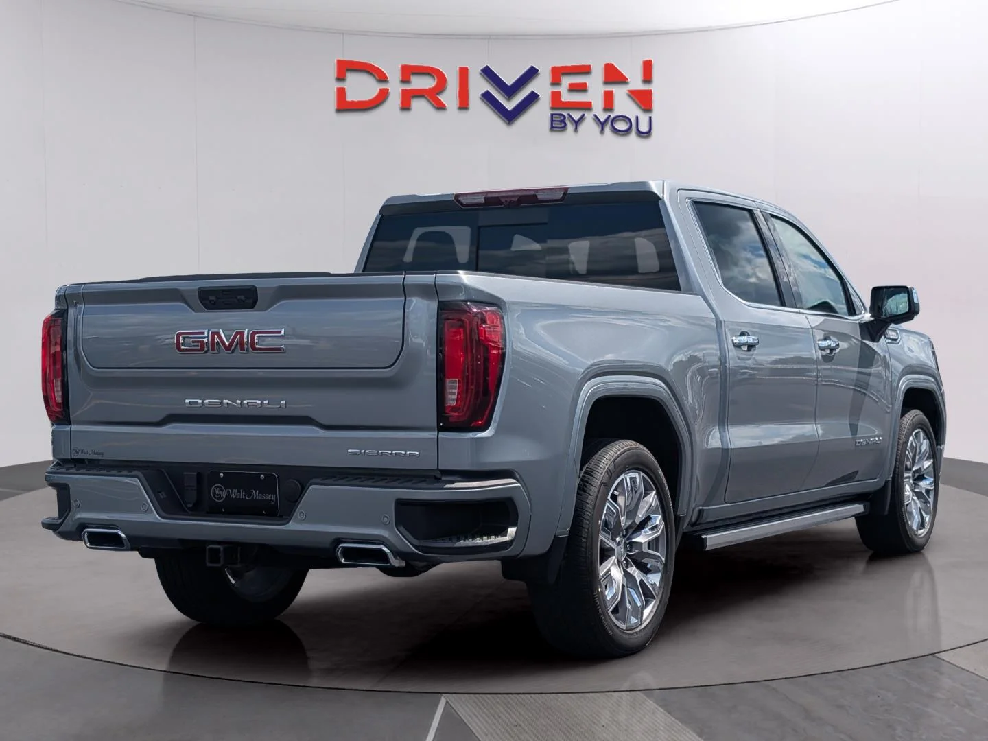 Used 2024 Sterling Metallic GMC Denali image 5