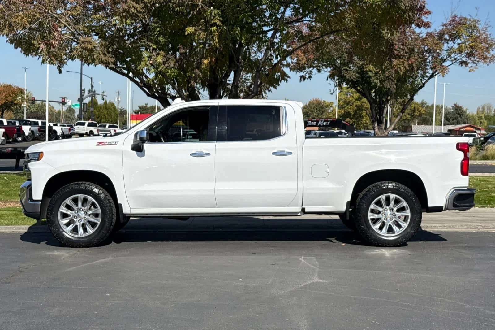Used 2021 Summit White Chevrolet LTZ image 5