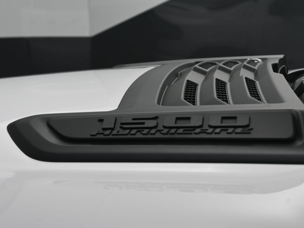 New 2026 Bright White Clear-Coat Exterior Paint RAM Laramie image 21