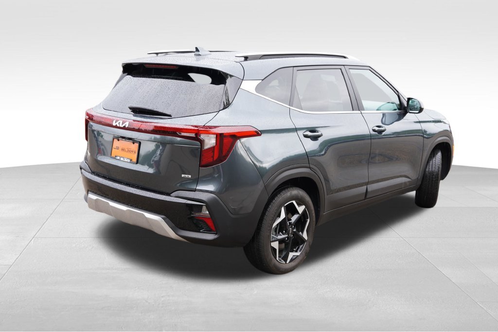 Used 2024 Gravity Gray Kia EX image 5