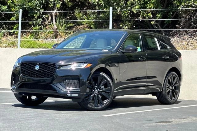 2026 Jaguar F-PACE P250 R-Dynamic S's photo