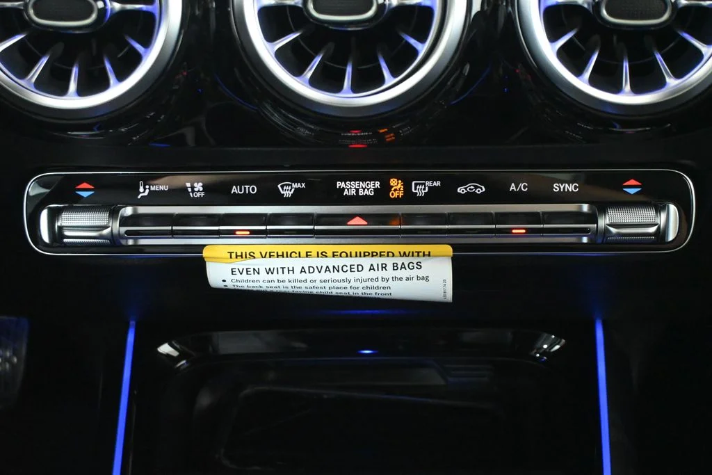 Used 2026 Black Mercedes-Benz GLA 250 image 21