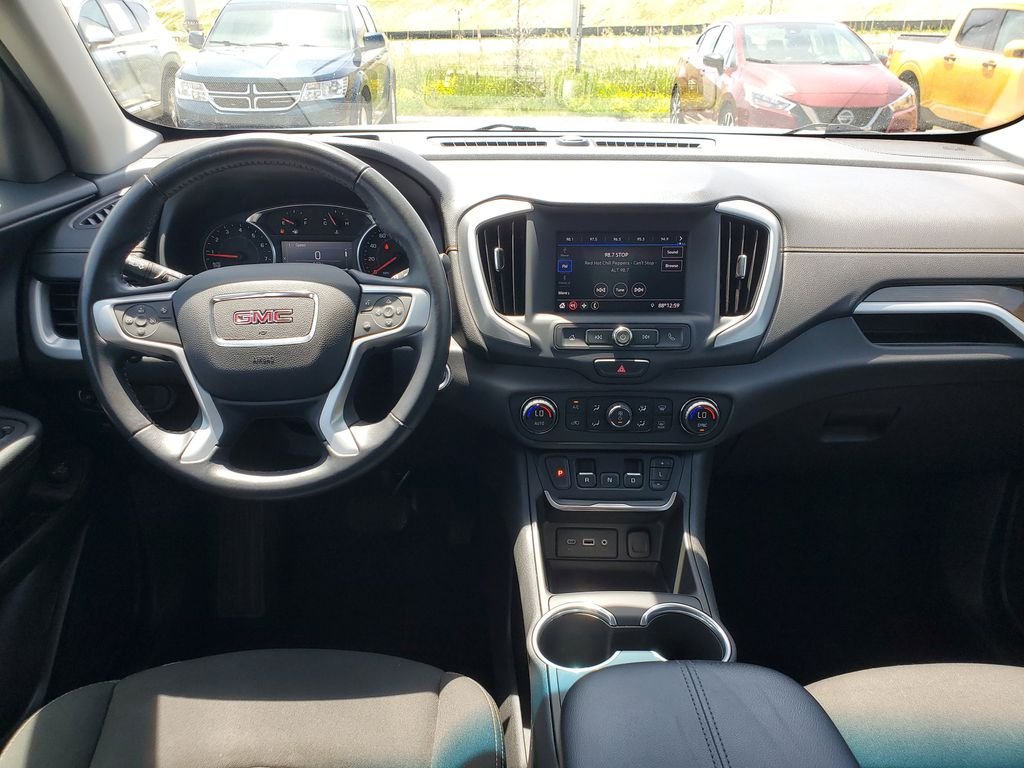 Used 2021 White GMC SLE image 15