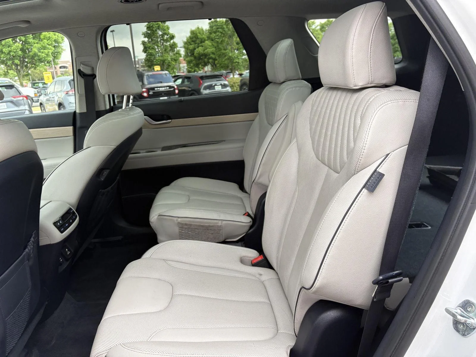 Certified Used 2024 Hyper White Hyundai Limited image 19