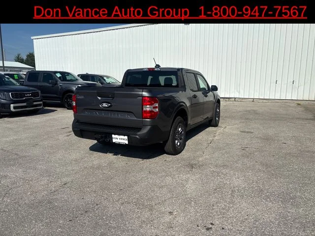 New 2026 Carbonized Gray Metallic Ford XLT image 5