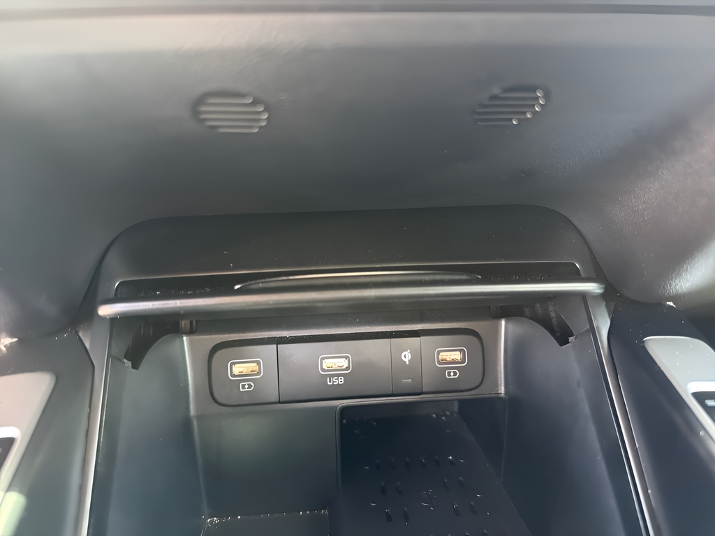 Used 2023 Black Kia EX image 44