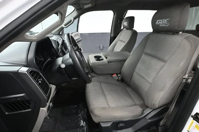Used 2020 White Ford XLT image 18