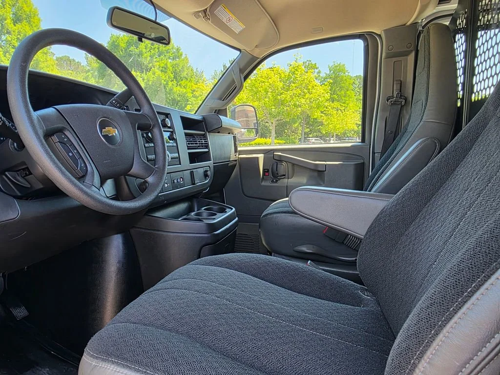 Used 2024 Summit White Chevrolet WT image 15