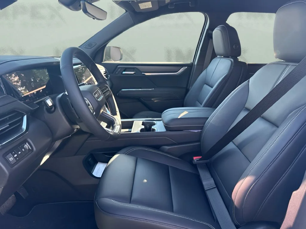 New 2027 Summit White GMC Elevation image 10