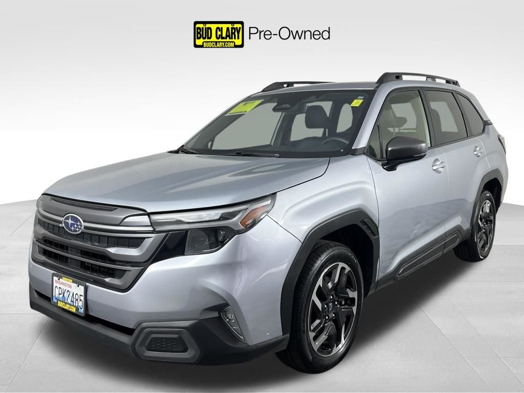 2025 Subaru Forester Limited's photo