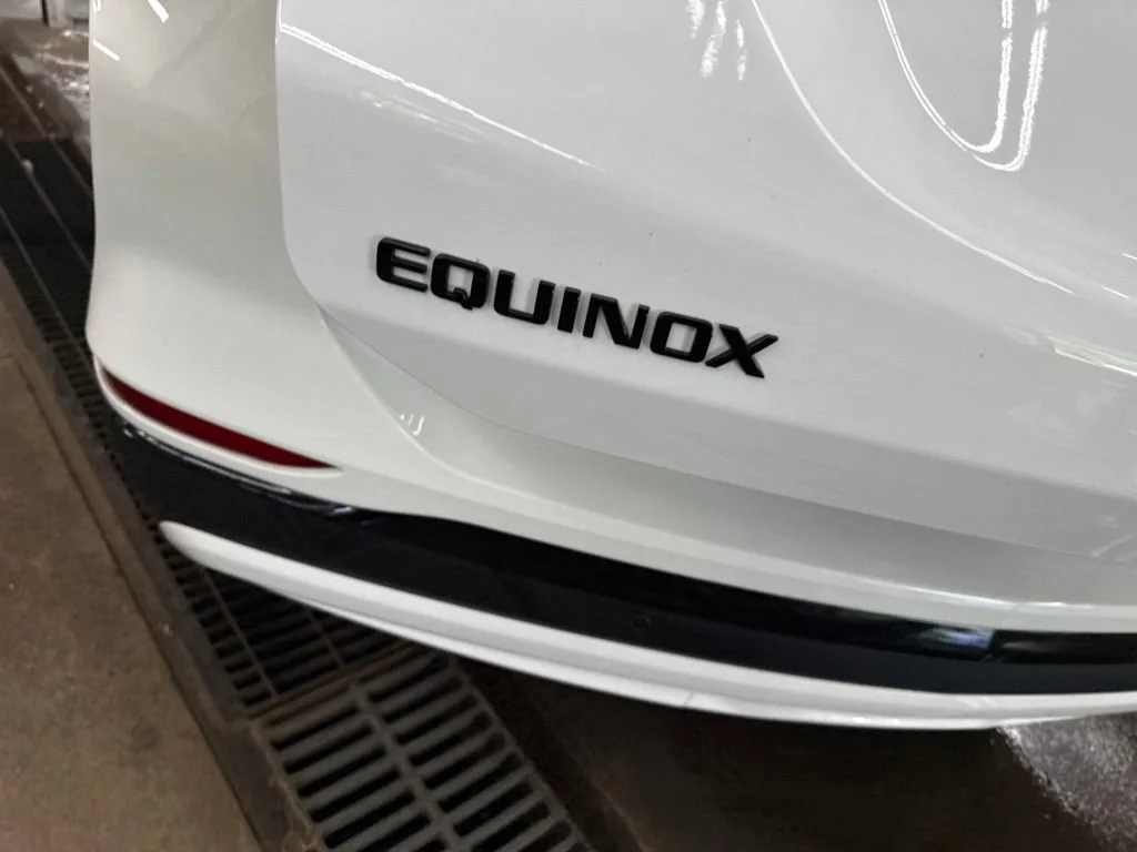 Used 2024 Summit White Chevrolet RS image 17