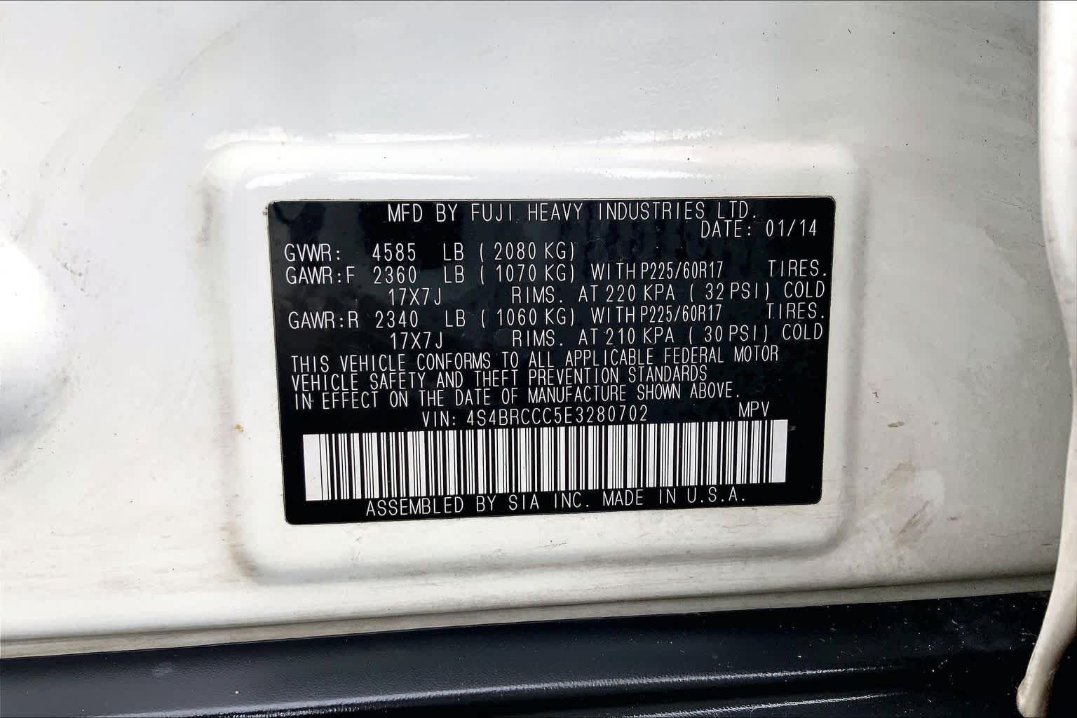 Used 2014 Satin White Pearl Subaru 2.5i Premium image 35