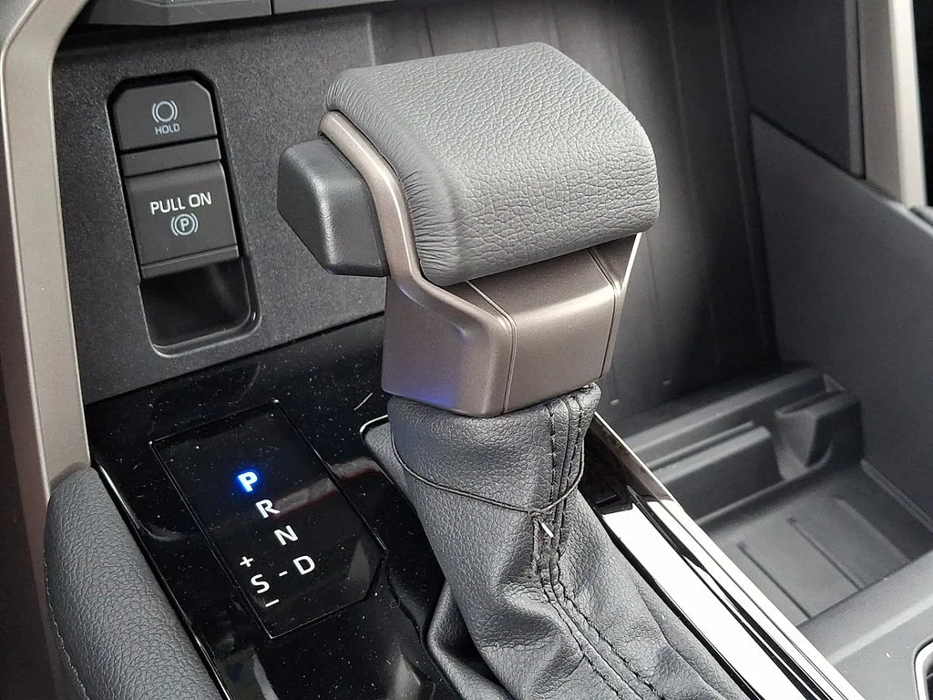 2026 Toyota Tundra Limited - Photo 36