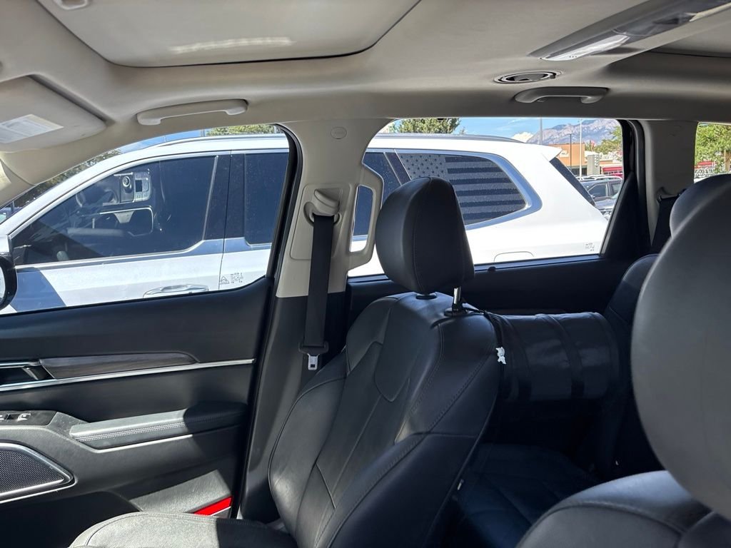 Used 2020 Black Kia SX image 23