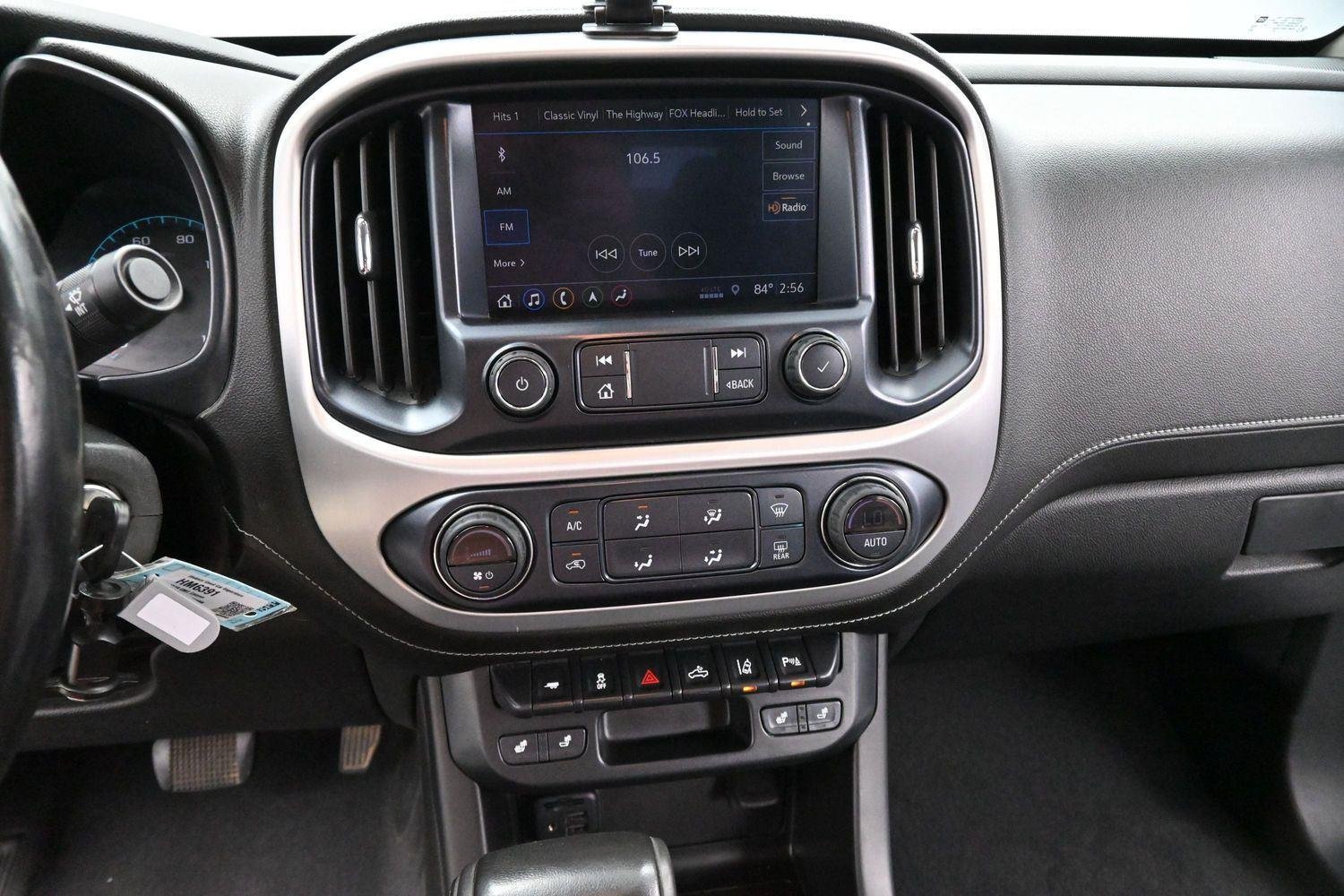 Used 2019 Onyx Black GMC 4WD SLT image 21