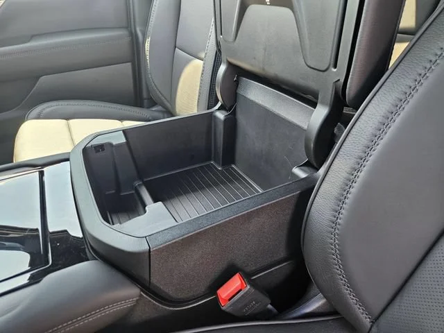 New 2026 Summit White GMC Denali image 27