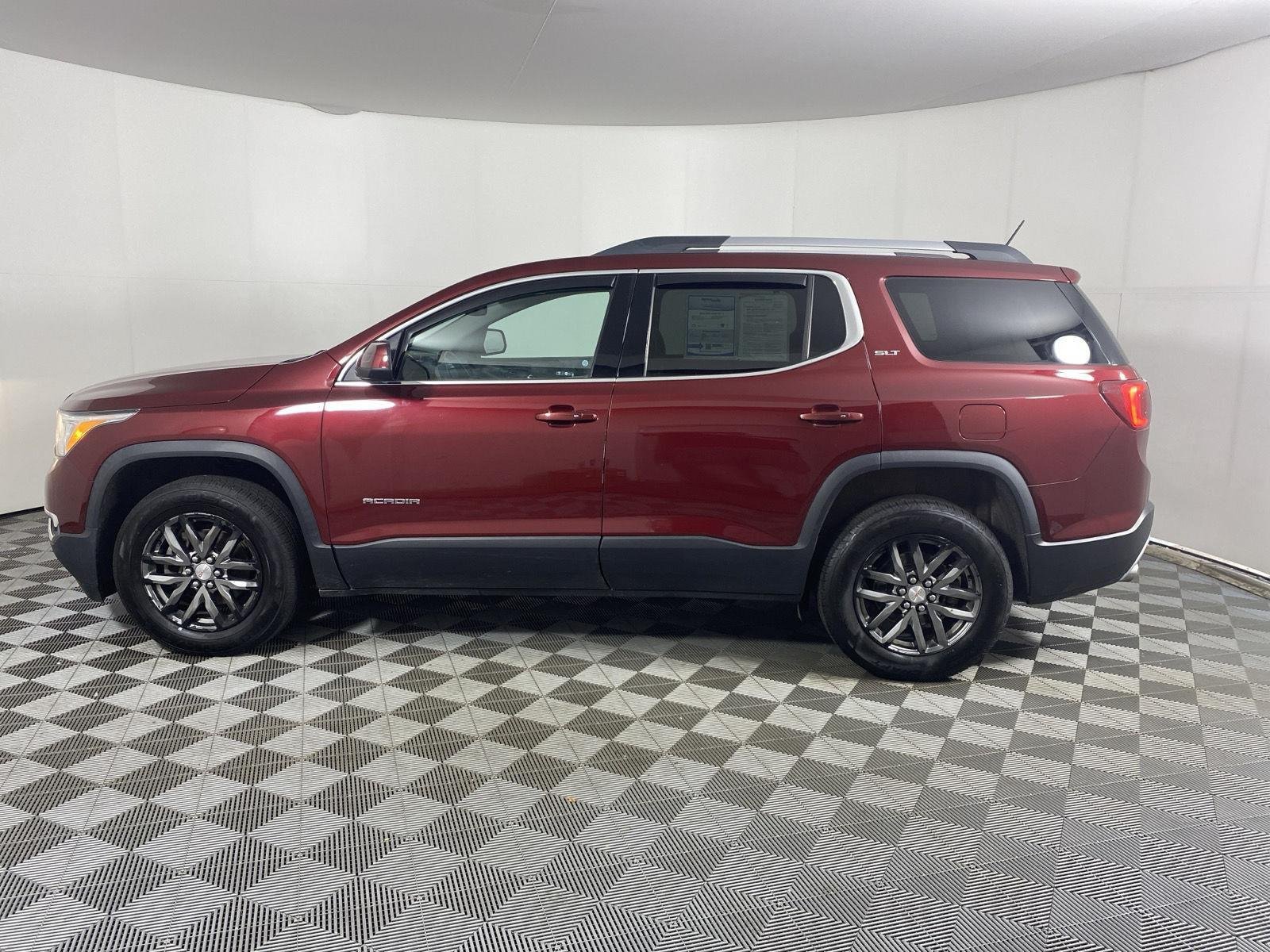 Used 2017 Crimson Red Tintcoat GMC SLT image 4